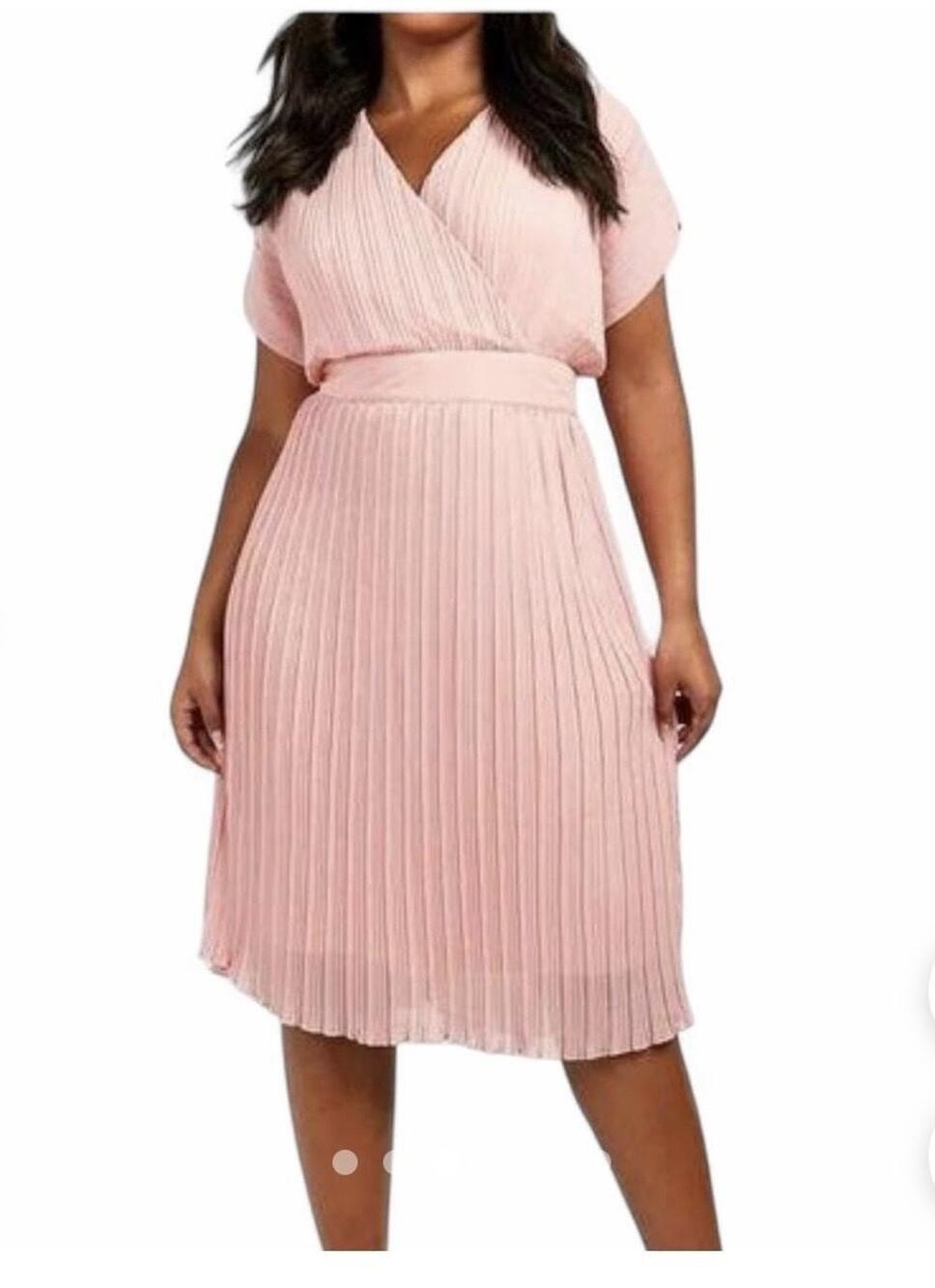 Boohoo Soft Pink Pleated Chiffon Dress Womens 24 Midi Flutter Sleeve Fit Flare